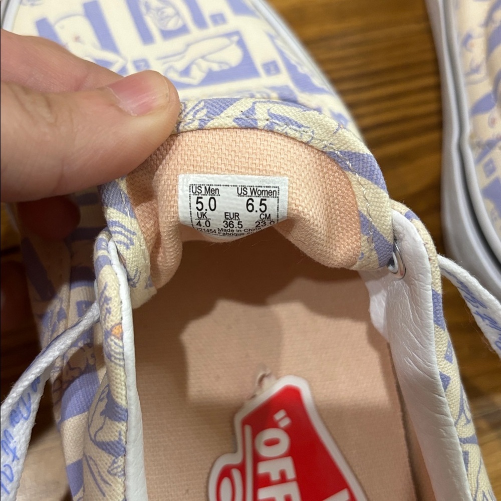 VANS Breast Cancer Awareness Shoes NWT Mens 5/Women’s 6.5 - Picture 6 of 6